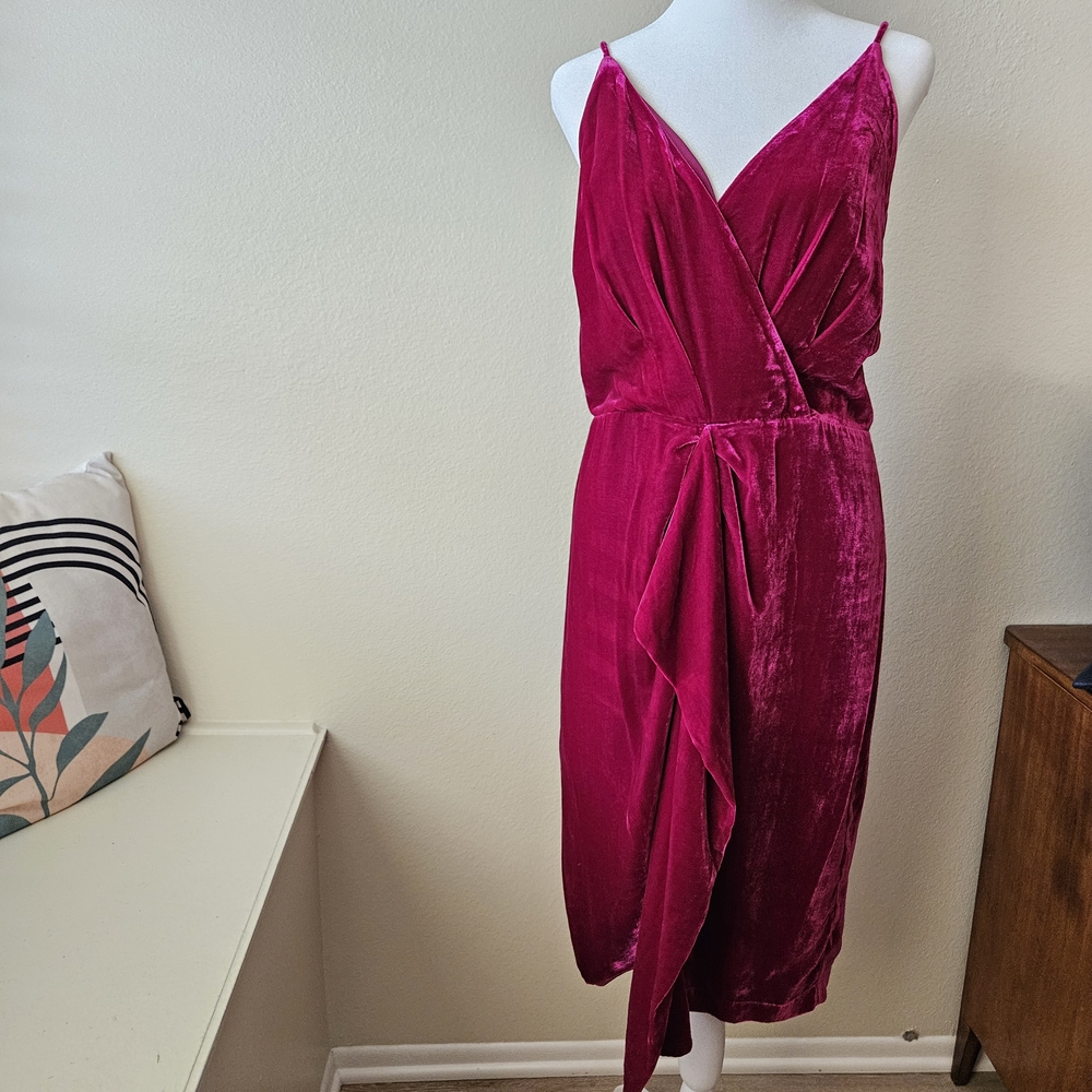 Harlyn Velvet Wrap Dress in Deep Magenta